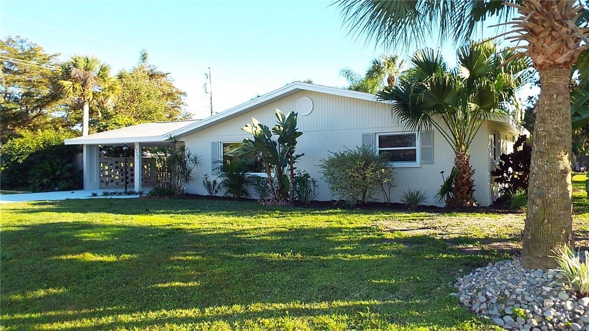 1725 Bluebird Ln., Englewood, FL 34224