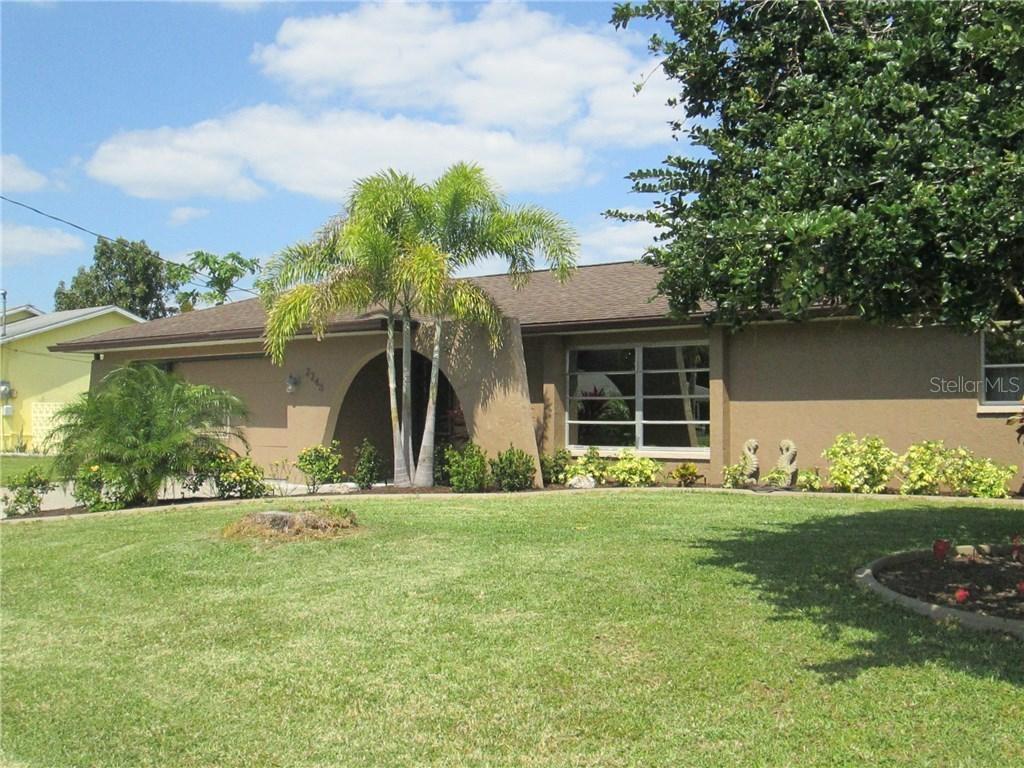 2248 Barksdale St., Port Charlotte, FL 33948