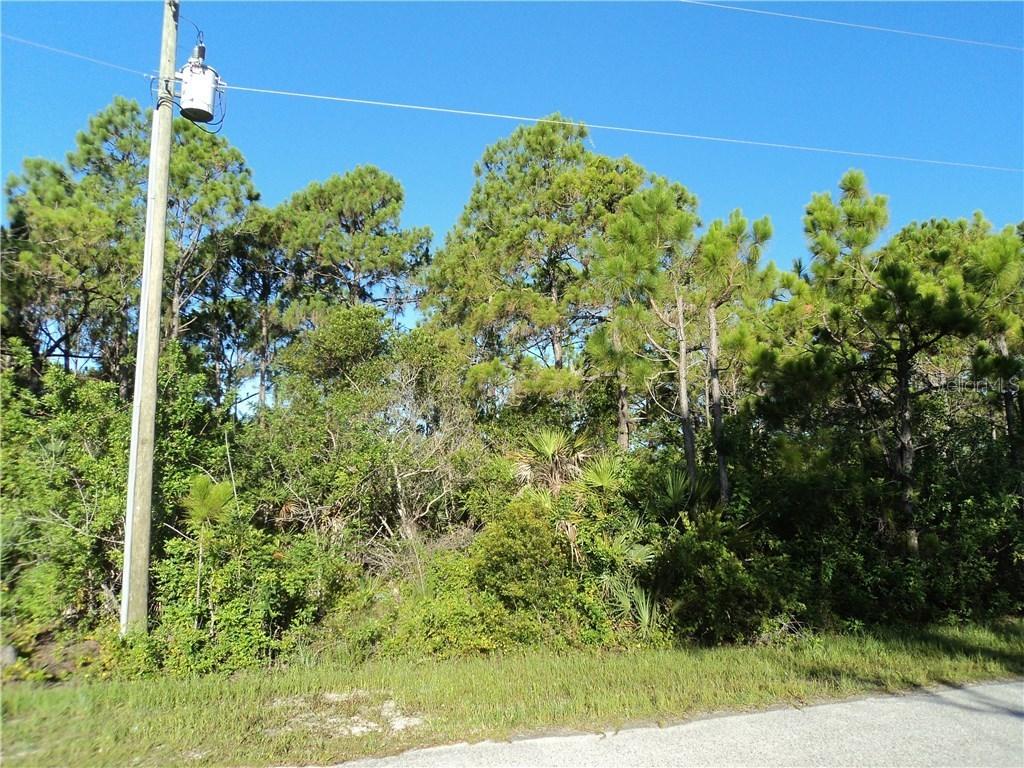 8554 Topeka Cir., Port Charlotte, FL 33941