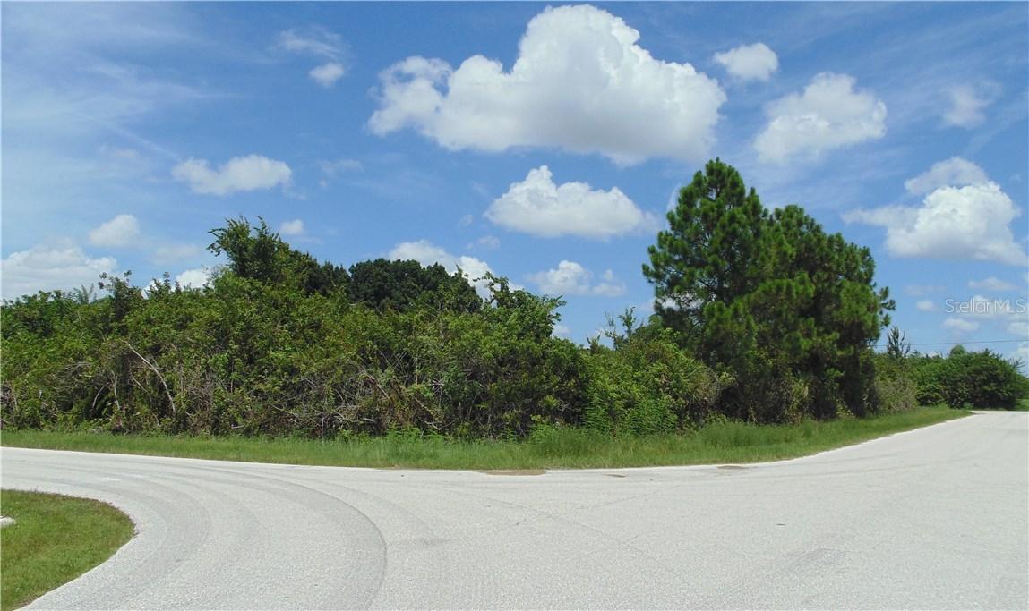 10464 Rockford Ave., Englewood, FL 34224