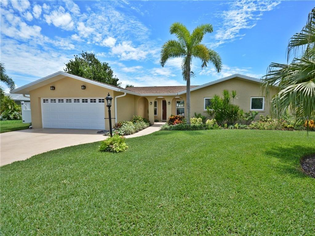 41 Golfview Pl., Rotonda West, FL 33947