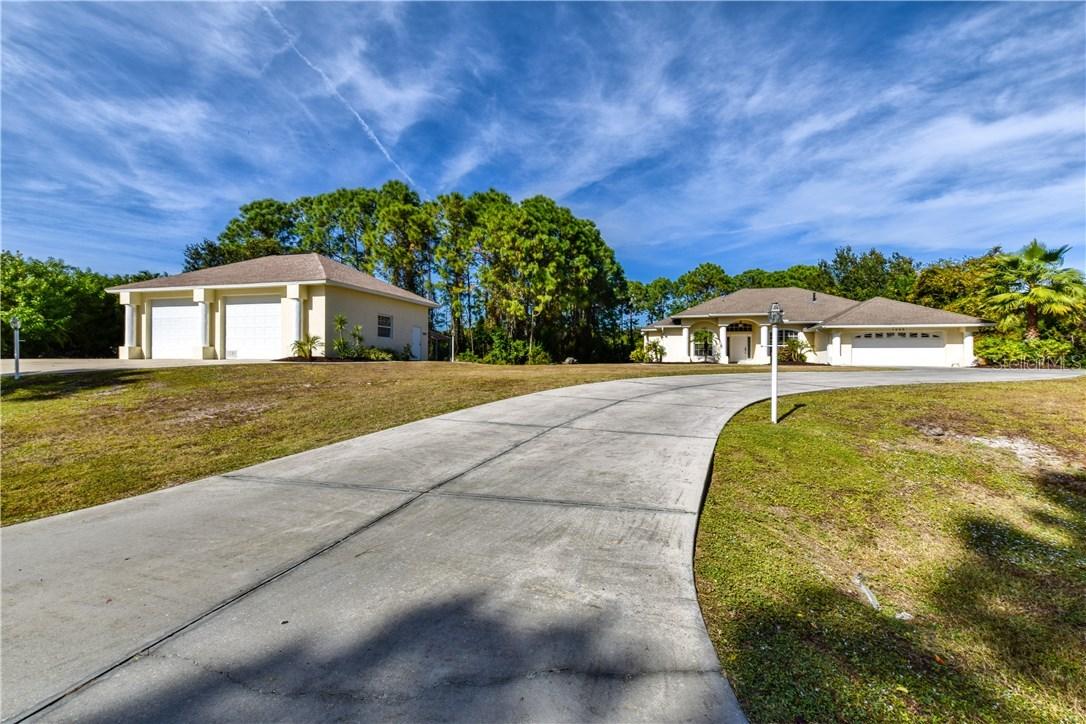 1060 Owl Dr., Englewood, FL 34223