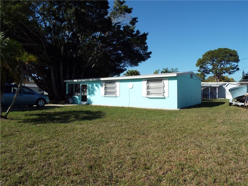 1360 Sharlo Ln., Englewood, FL 34224