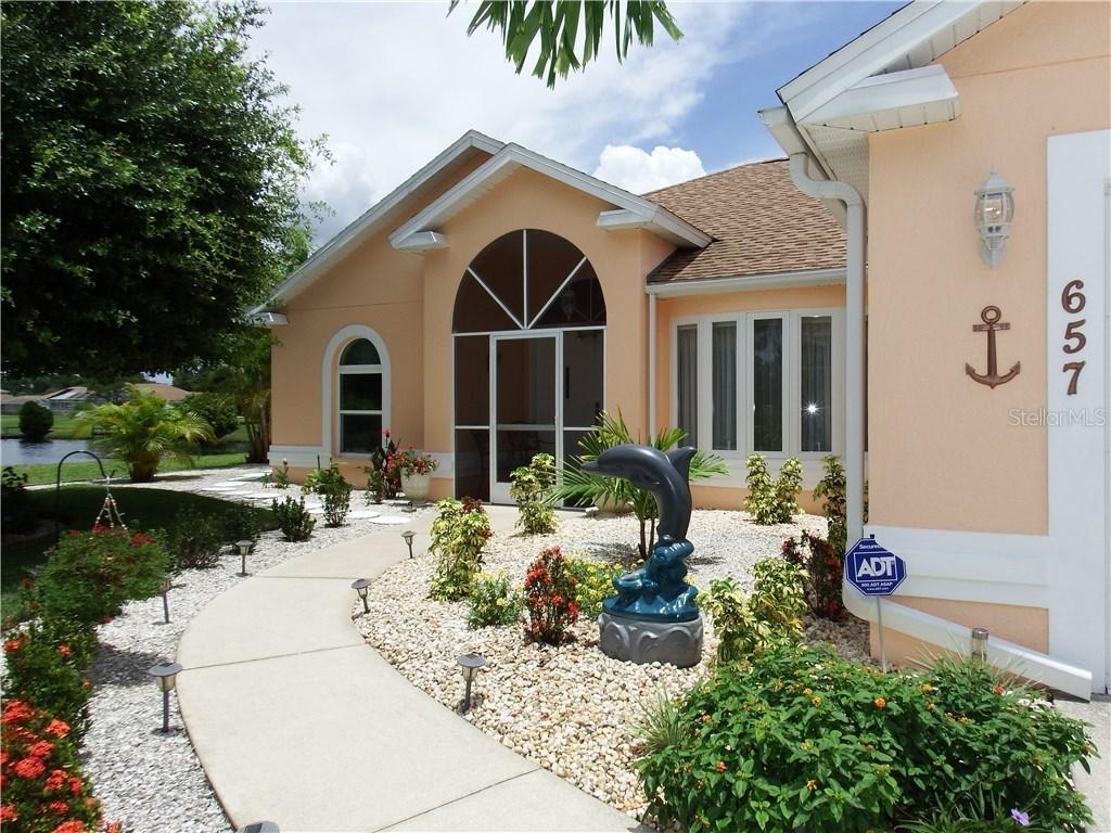 657 Rotonda Cir., Rotonda West, FL 33947