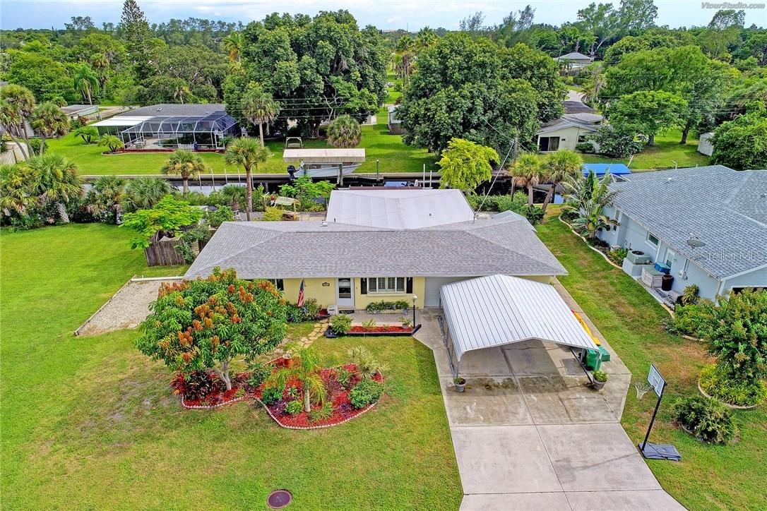 885 E 3rd St., Englewood, FL 34223