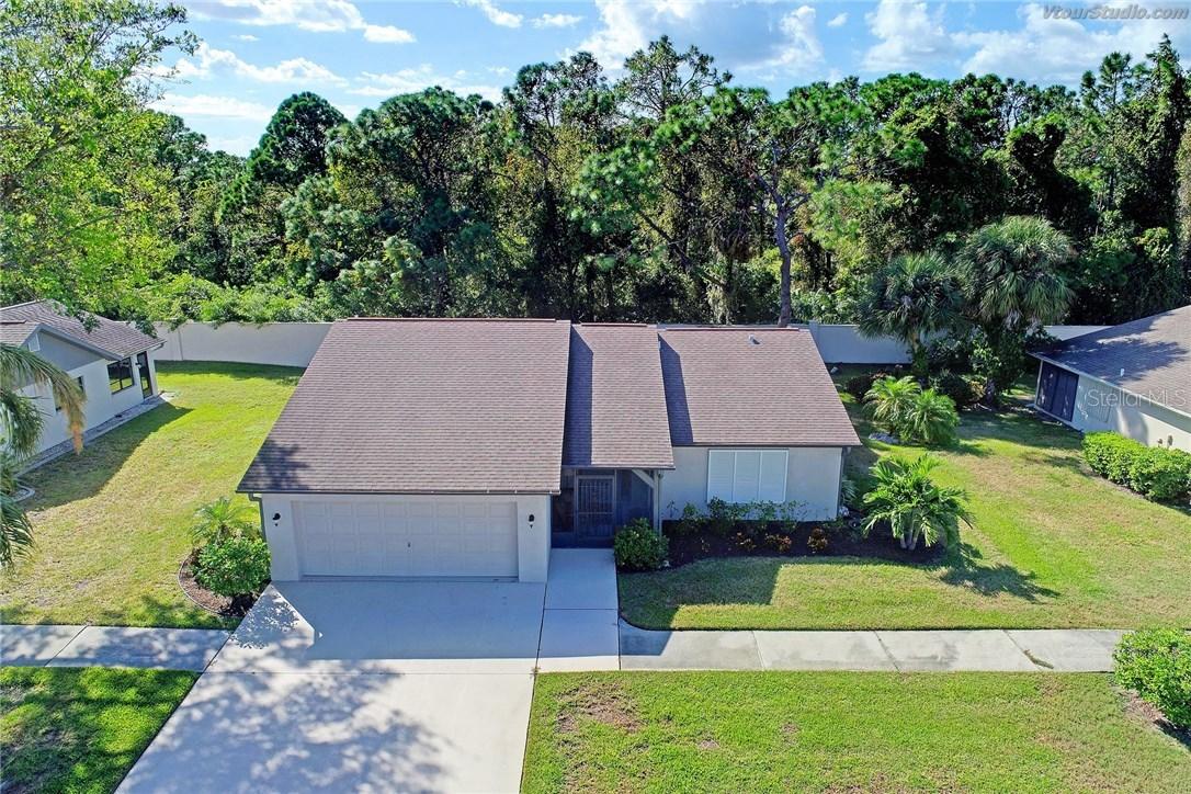 406 Cypress Forest Dr., Englewood, FL 34223