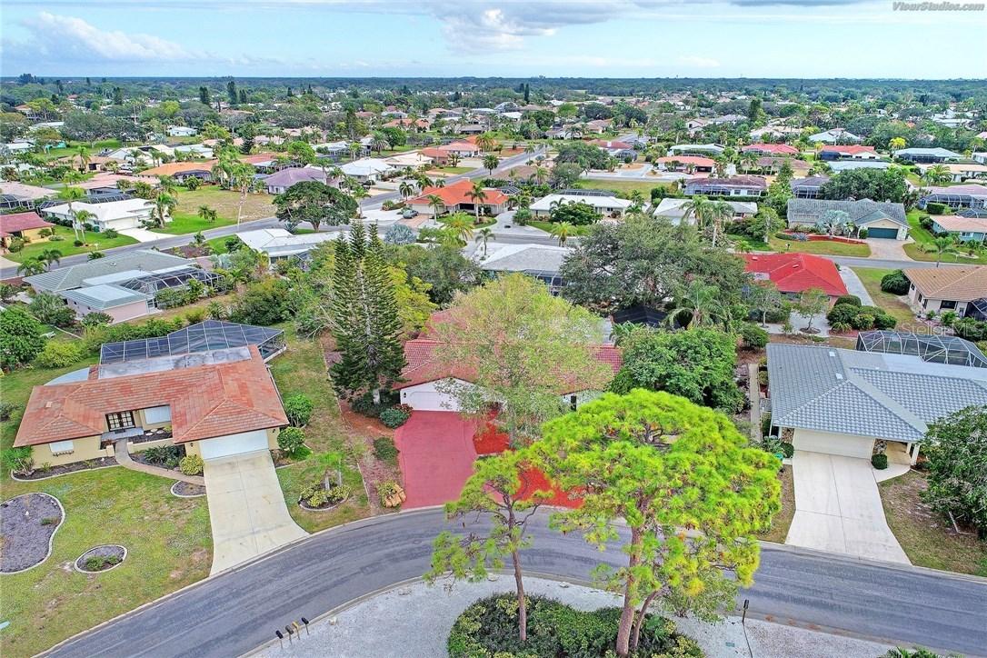 12 Stone Mountain Blvd., Englewood, FL 34223