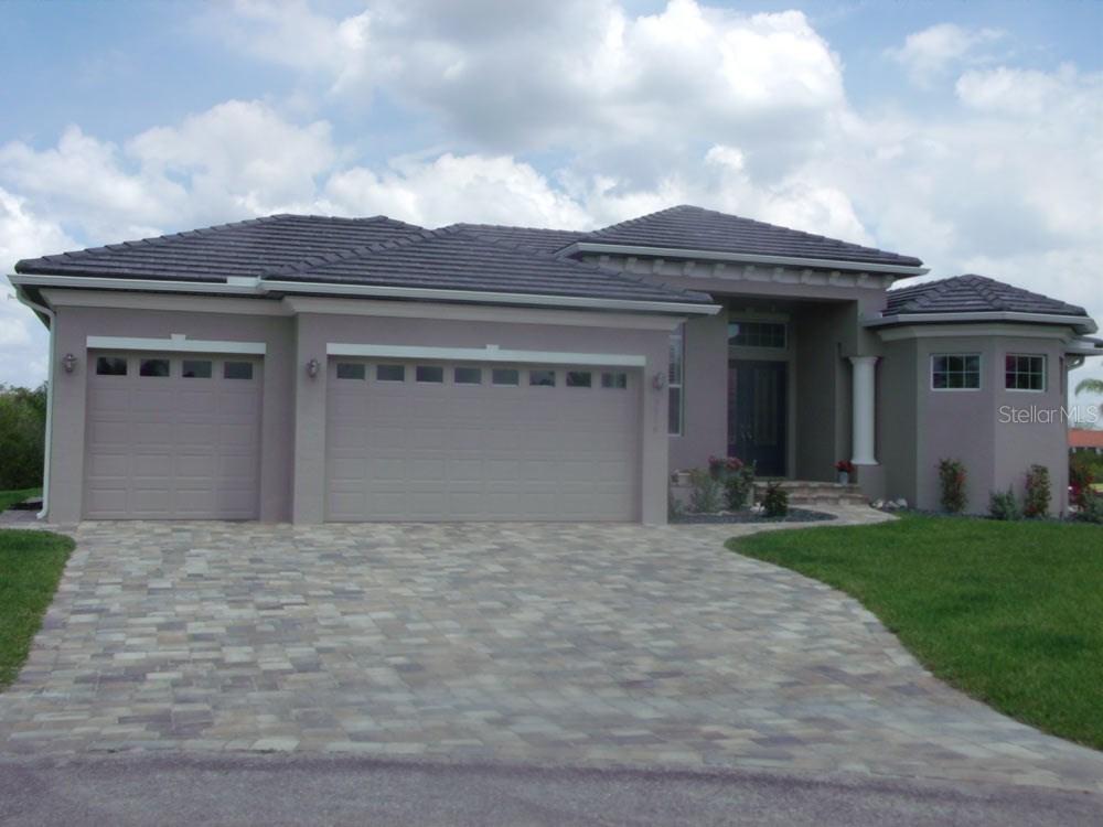 10386 Winnipeg St., Port Charlotte, FL 33981