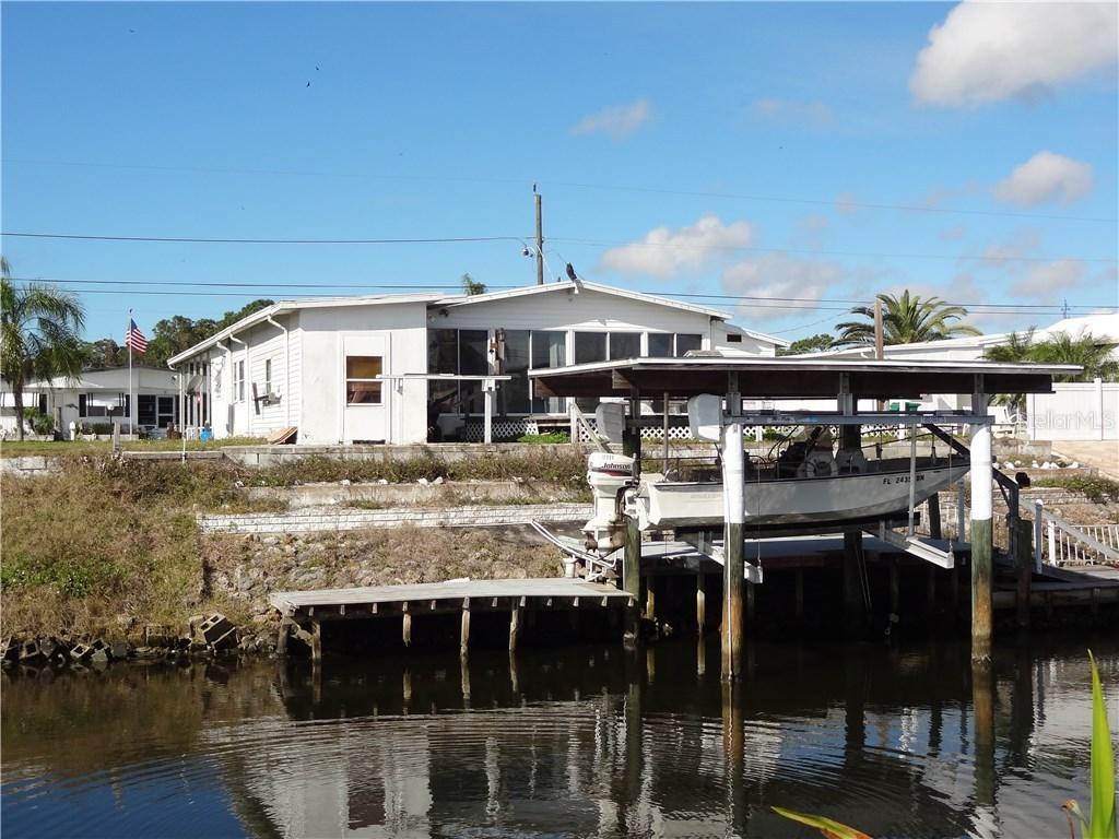 1353 Kingfisher Dr., Englewood, FL 34224