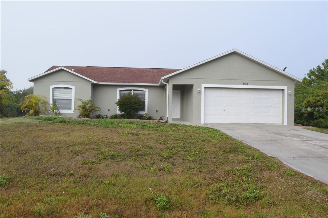 5203 Cannon St., Port Charlotte, FL 33981