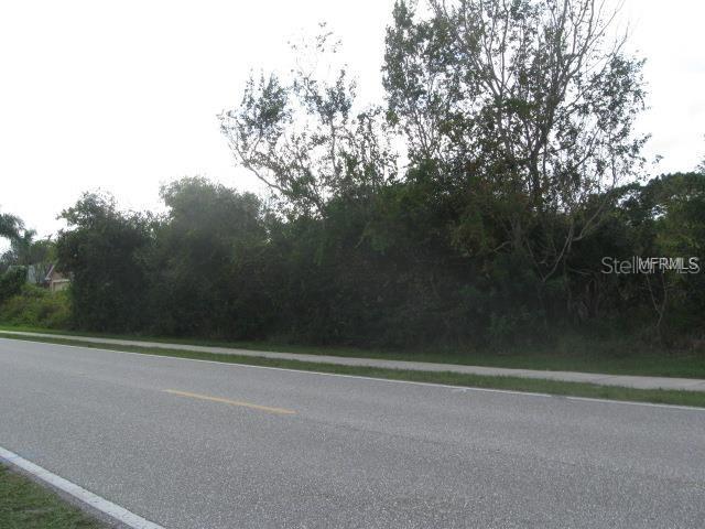 7111 Spinnaker Blvd., Englewood, FL 34224