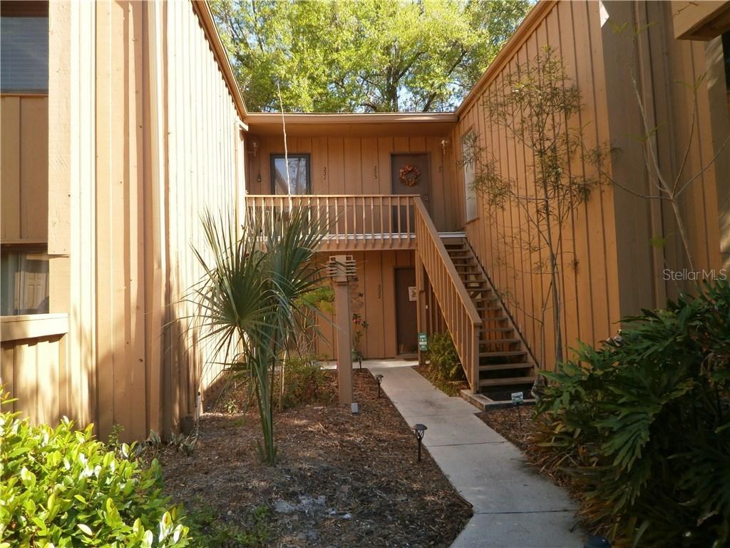 221 Crown Oaks Way, Longwood, FL 32779