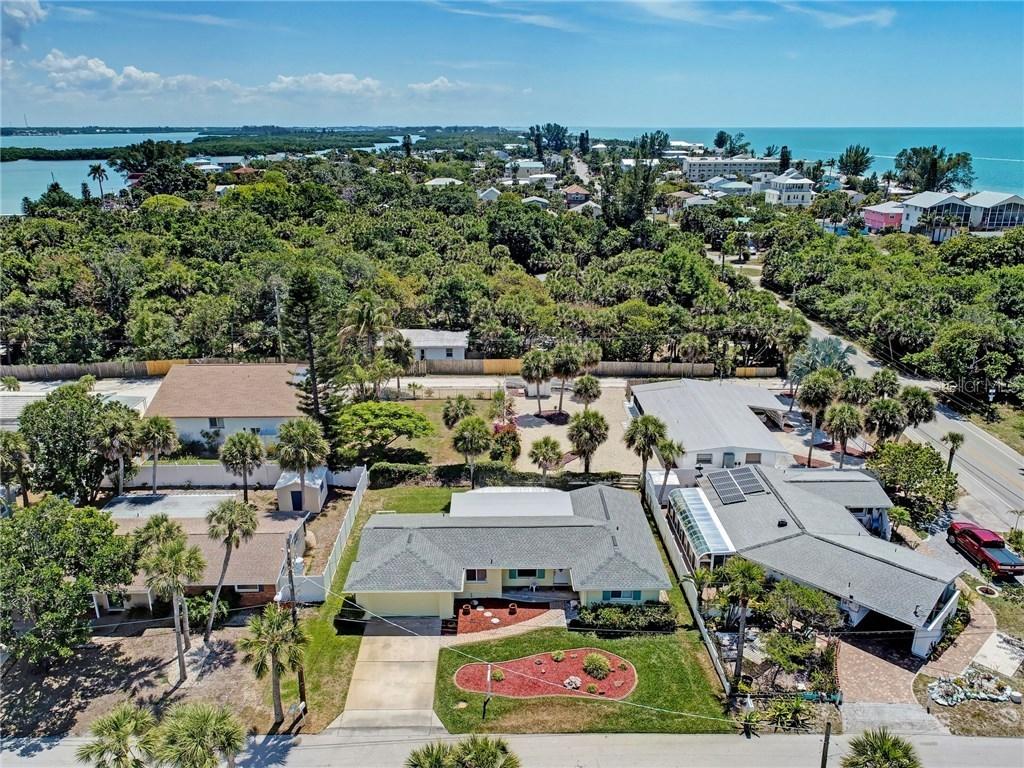 115 Meredith Dr., Englewood, FL 34223