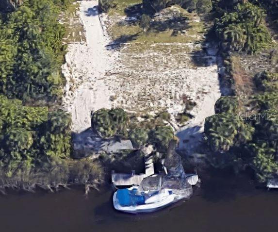 10425 Redondo St., Port Charlotte, FL 33981