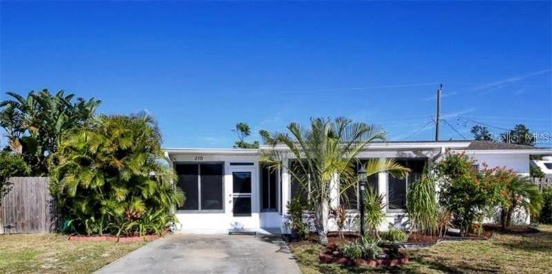 210 Lakeview Ln., Englewood, FL 34223