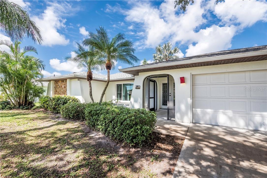 6951 Spinnaker Blvd., Englewood, FL 34224