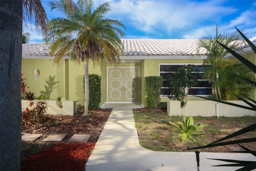 335 Ardenwood Dr., Englewood, FL 34223