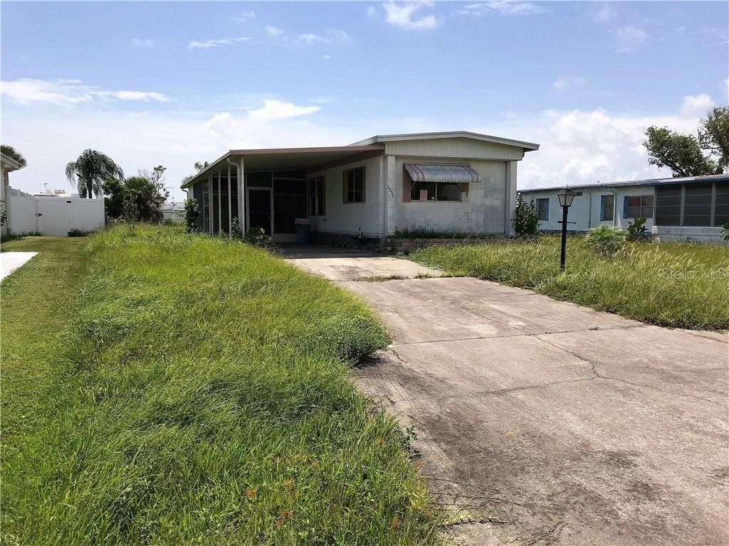 1556 Blue Heron Dr., Englewood, FL 34224