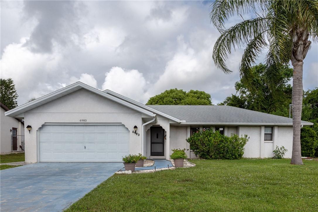 6983 Beardsley St., Englewood, FL 34224