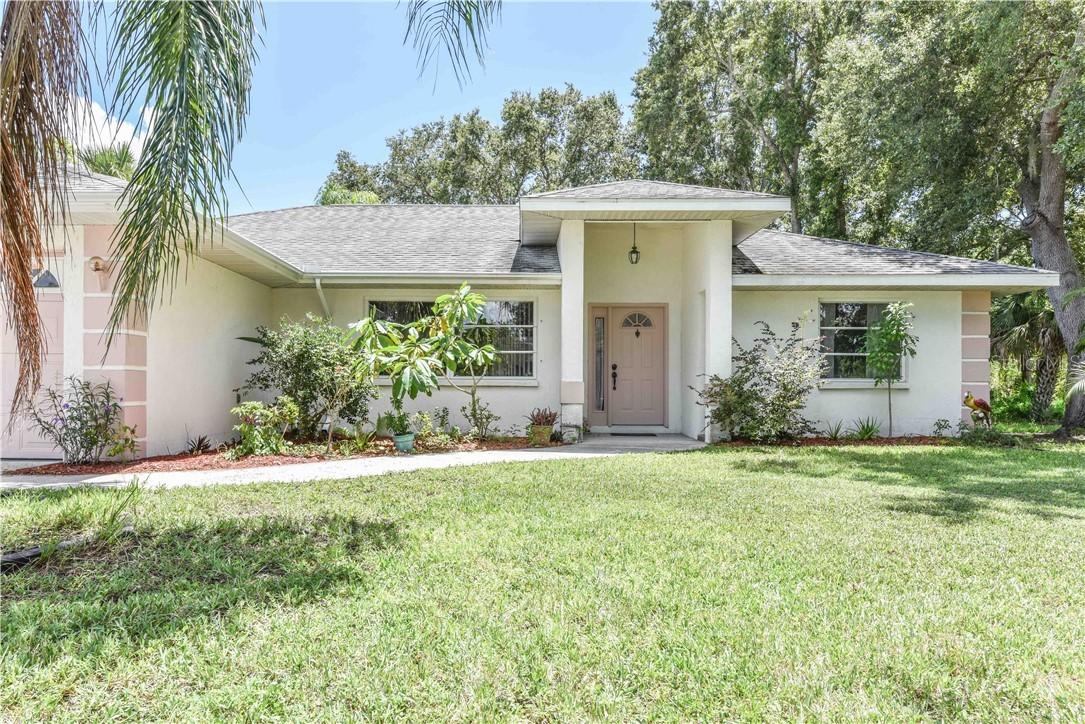 10123 Stonecrop Ave., Englewood, FL 34224