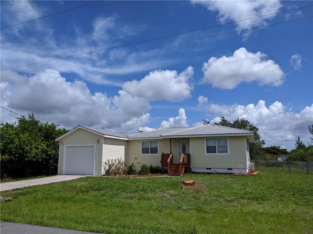 15432 Greenwood Ave., Port Charlotte, FL 33981