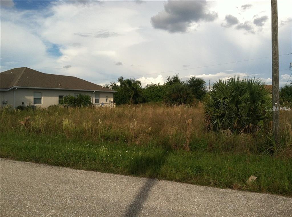 9653 Arnaz Cir., Port Charlotte, FL 33981