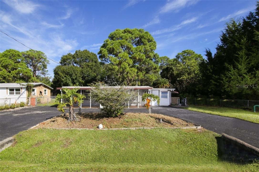 222 W Wentworth St., Englewood, FL 34223
