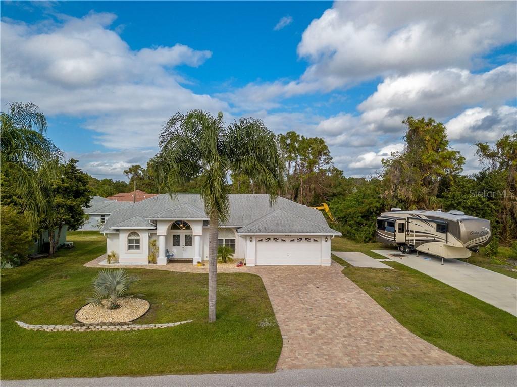 9082 Apple Valley Ave., Englewood, FL 34224