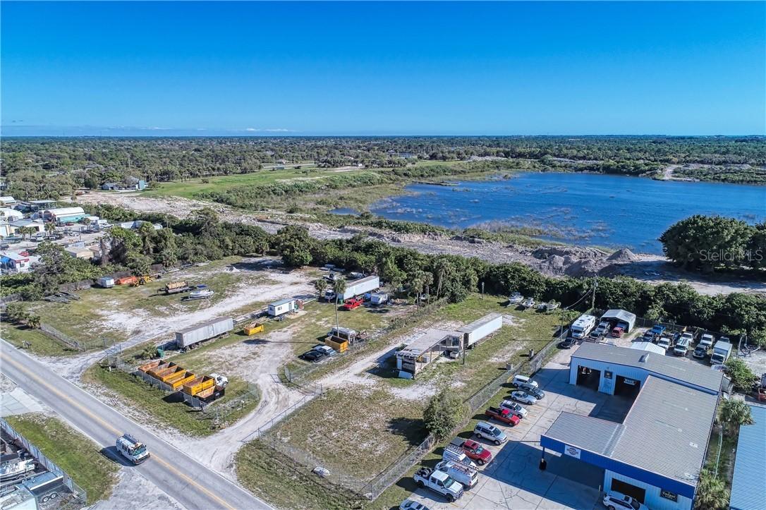 2740 Avenue Of The Americas, Englewood, FL 34224