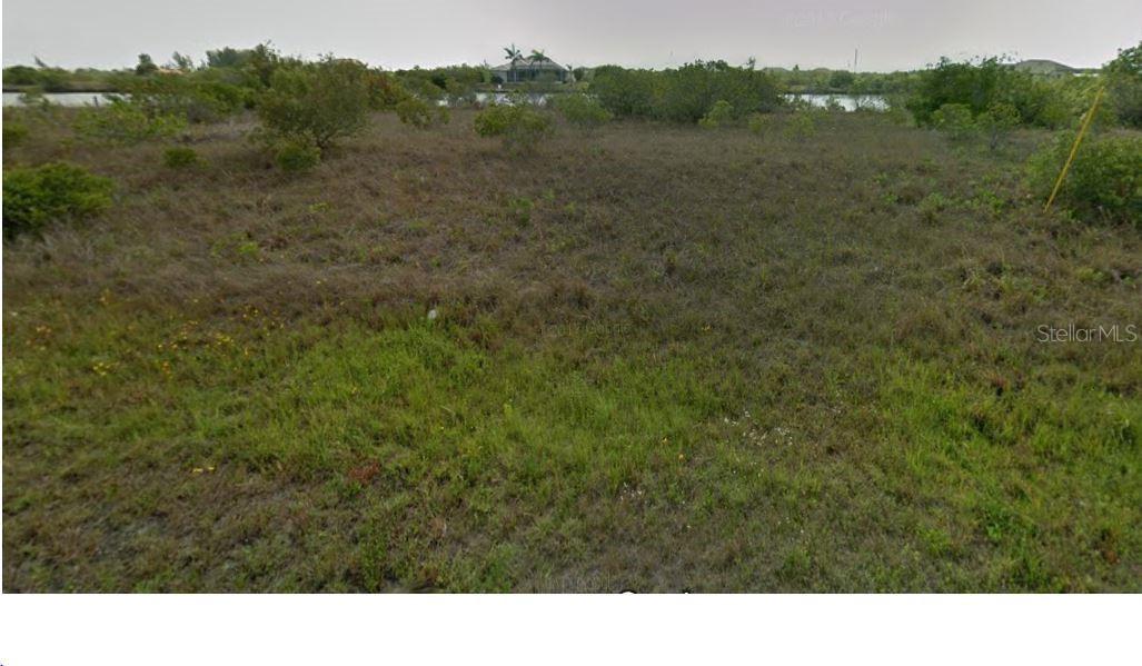 8290 Tracy Cir., Port Charlotte, FL 33981