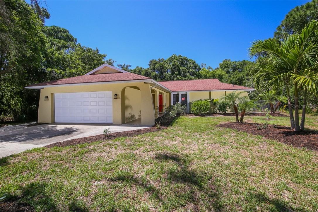 1130 Manasota Beach Rd, Englewood, FL 34223