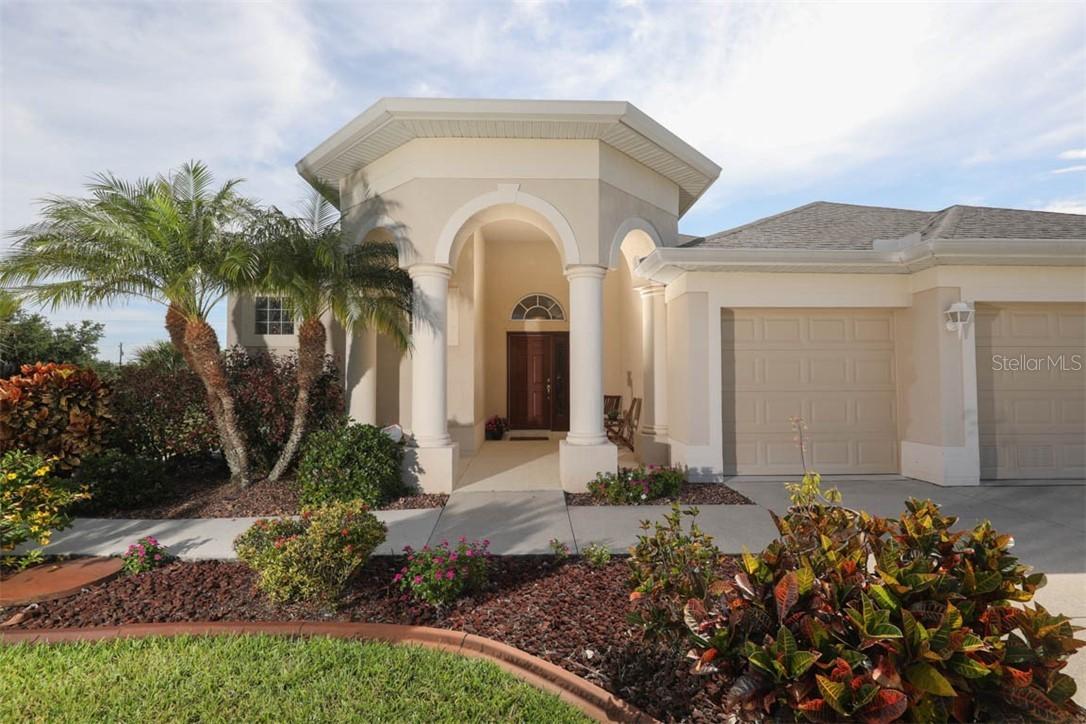 9661 Arnaz Cir., Port Charlotte, FL 33981