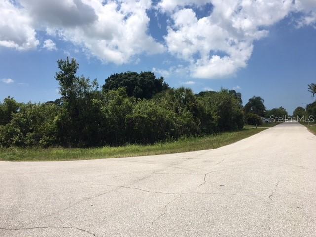 10463 Deerwood Ave., Englewood, FL 34224