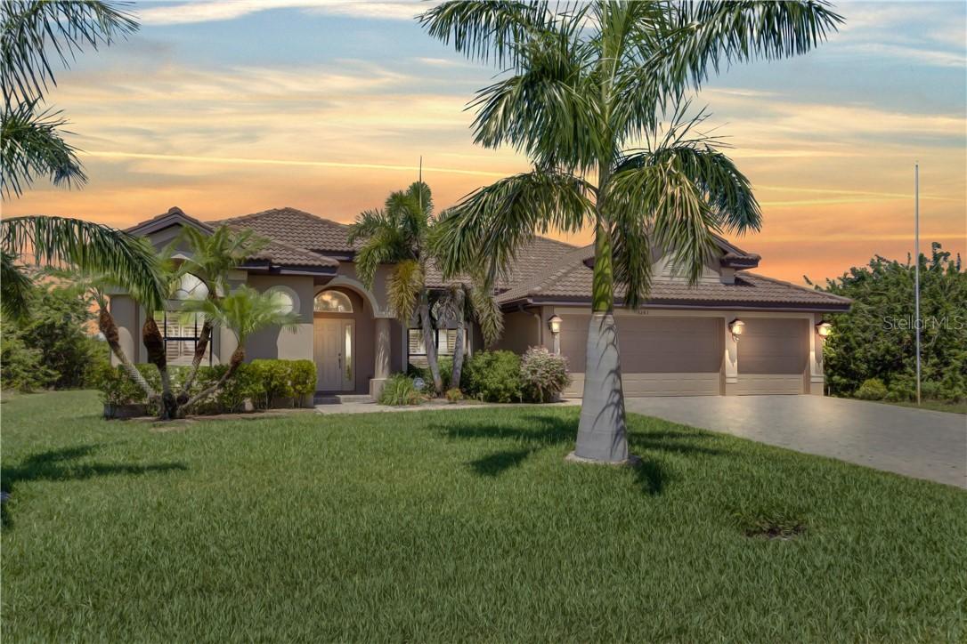 8283 Tracy Cir., Port Charlotte, FL 33981