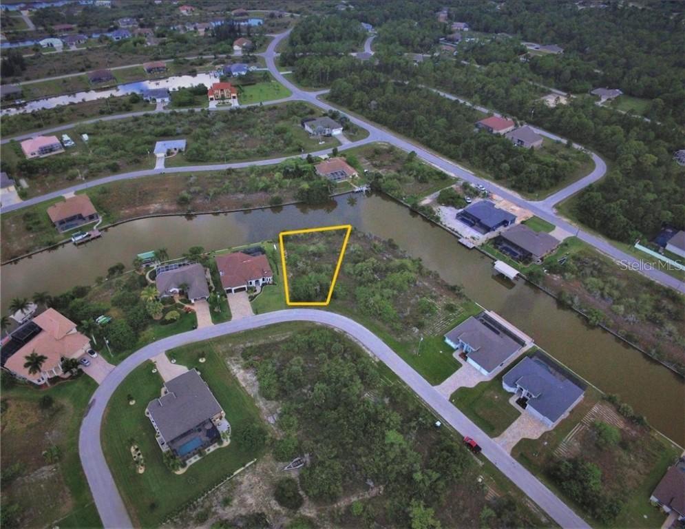 8178 Tracy Cir., Port Charlotte, FL 33981