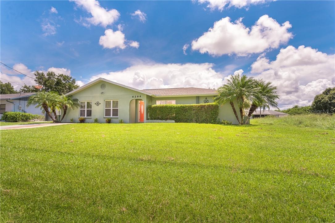 6294 Spinnaker Blvd., Englewood, FL 34224