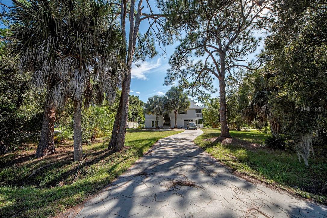 545 Curtis Blvd., Englewood, FL 34223