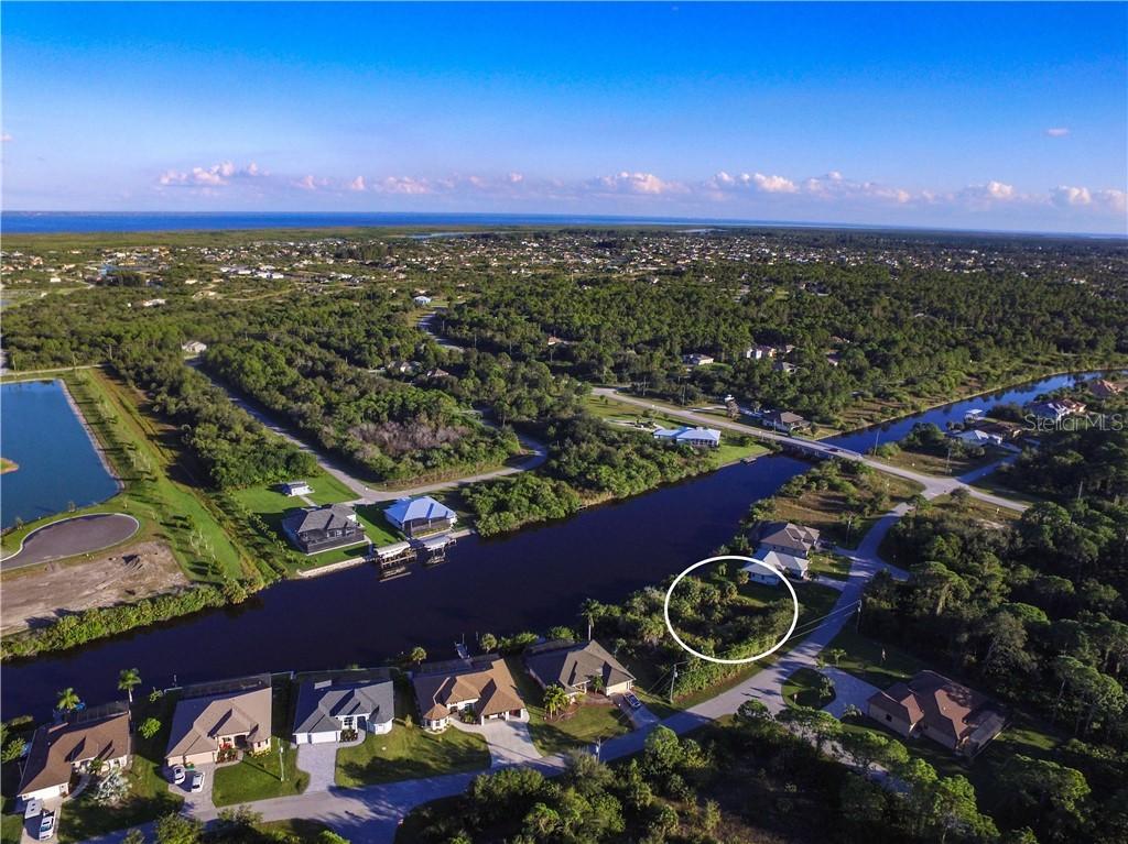 8106 Santa Cruz Dr., Port Charlotte, FL 33981