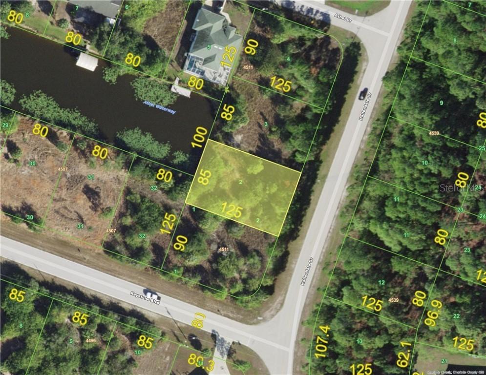 9483 Hallendale Dr., Port Charlotte, FL 33981