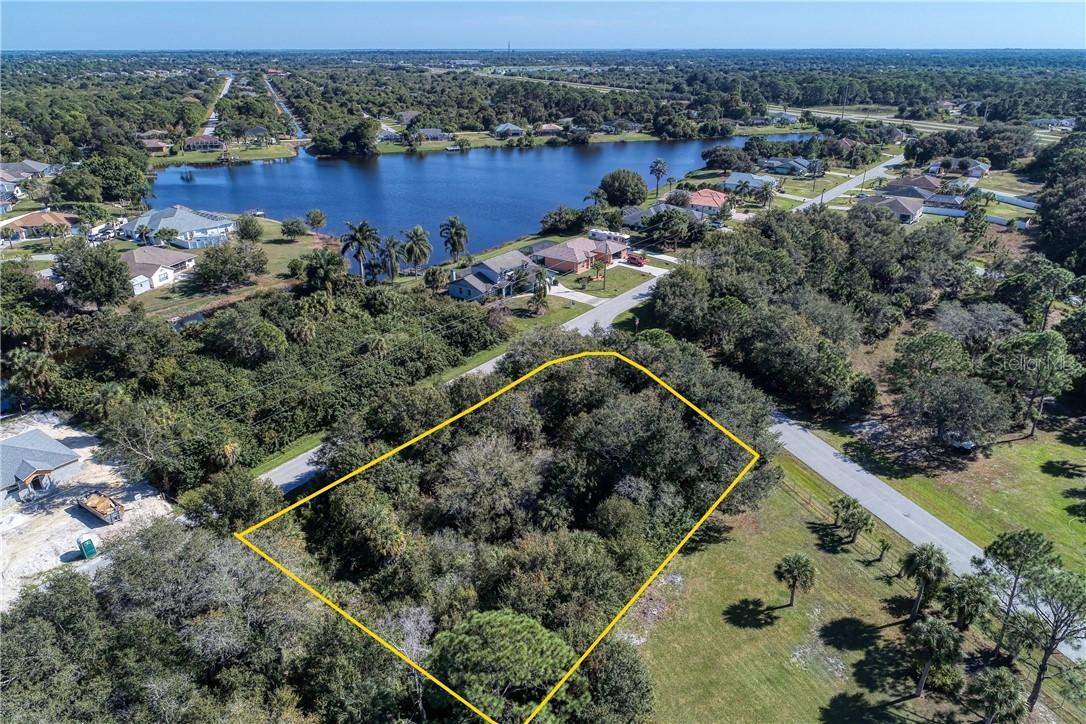 11362 Chalet Ave., Englewood, FL 34224