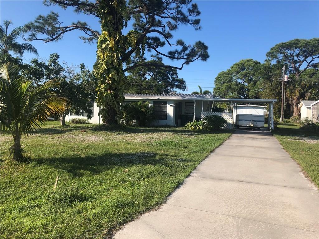 2040 Laurel Ave., Englewood, FL 34224