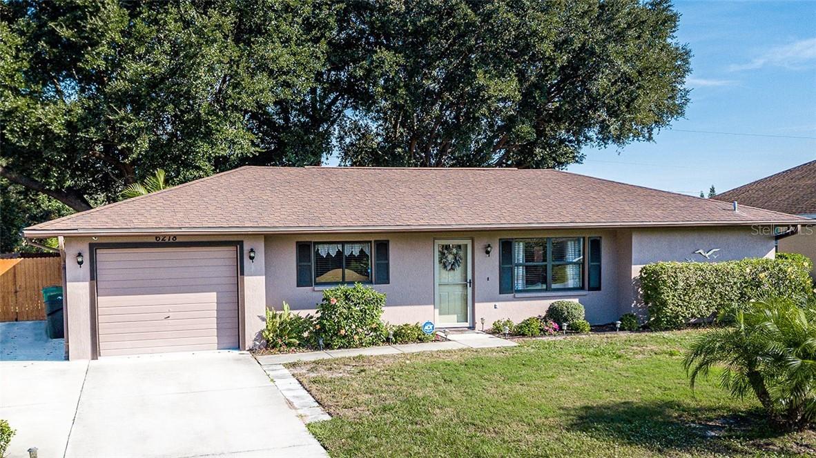 6218 Sunnybrook Blvd, Englewood, FL 34224