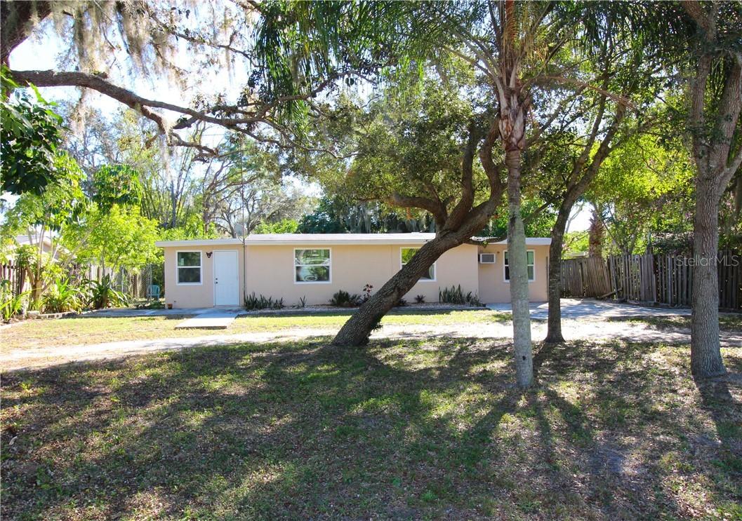 381 E Langsner St., Englewood, FL 34223