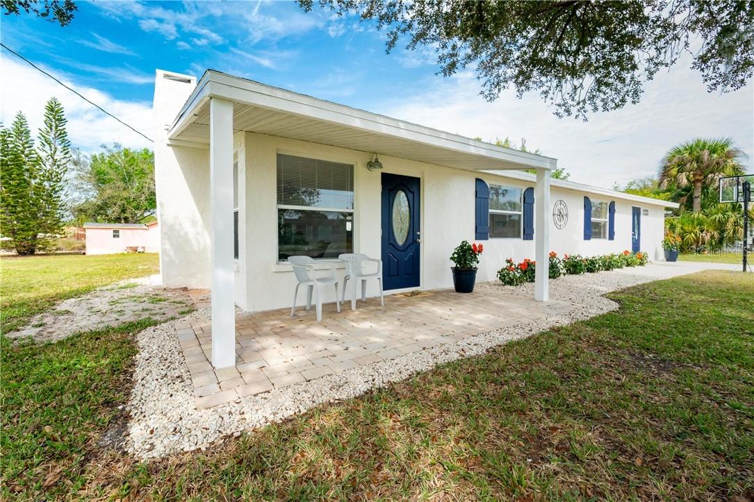 1122 Edgemere Pl., Englewood, FL 34224