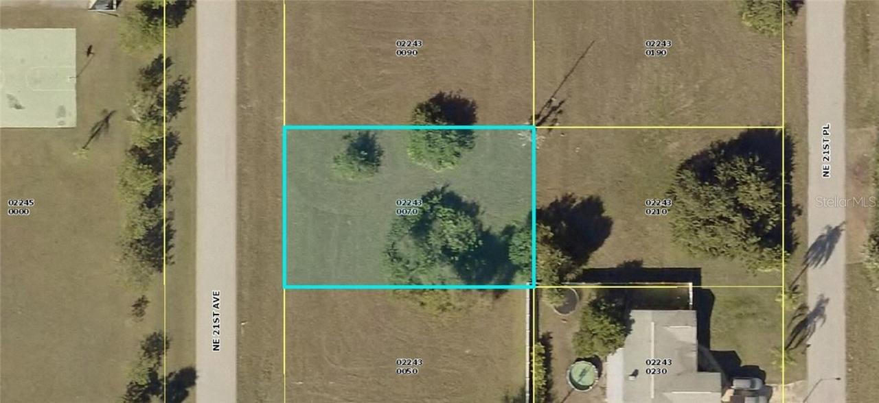 2213 NE 21st Pl., Cape Coral, FL 33909