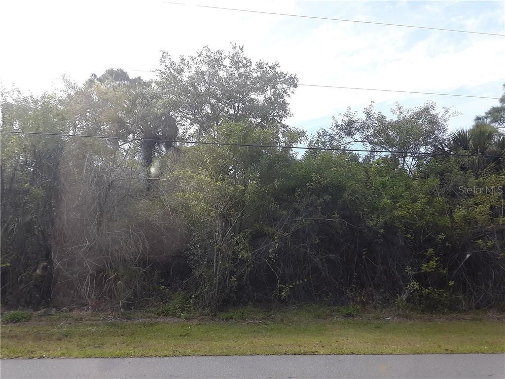 13401 Paradise Ave., Port Charlotte, FL 33953