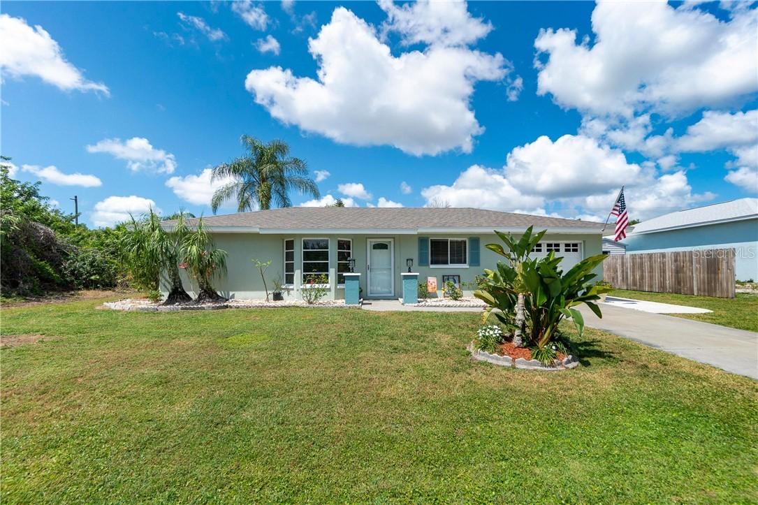 7085 Peacock Ln., Englewood, FL 34224