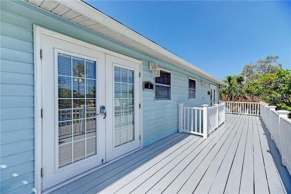 1300 Holiday Dr., Englewood, FL 34223