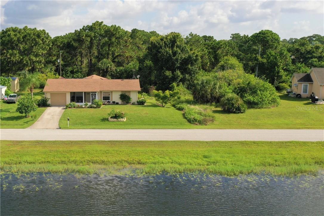 9076 Tunis Ave., Englewood, FL 34224