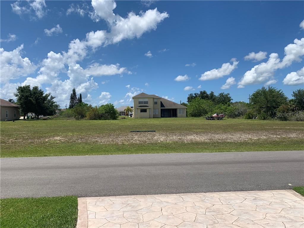 15555 and 15563 Ruston Cir., Port Charlotte, FL 33981